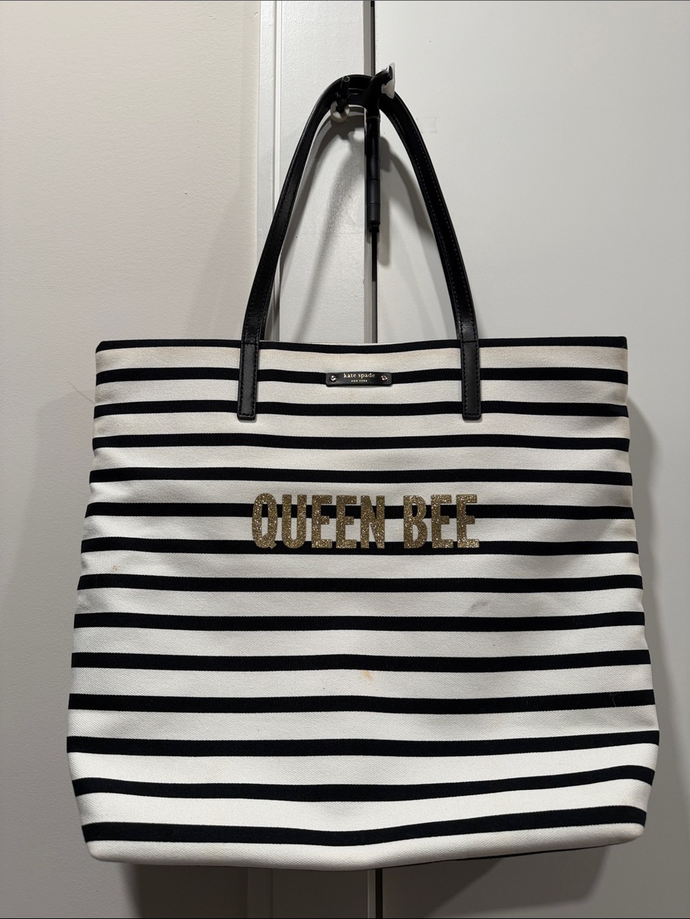 Kate Spade Queen Bee Shopper Tote EUC